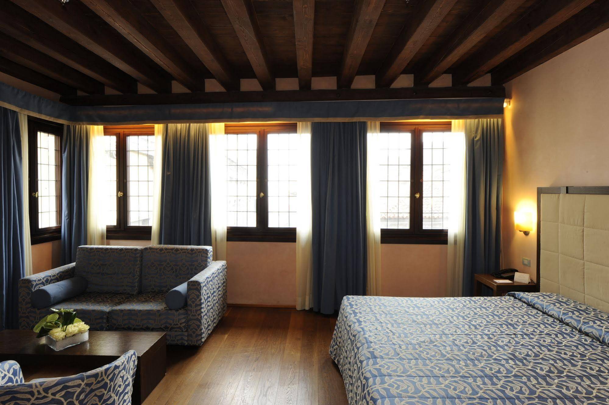 Palazzo Selvadego Hotel Venice Bilik gambar